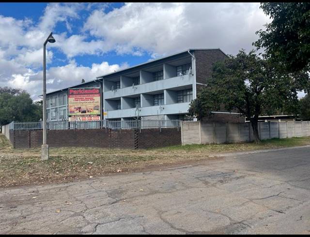 0 BEDROOM HOUSE FOR SALE IN SASOLBURG CENTRAL